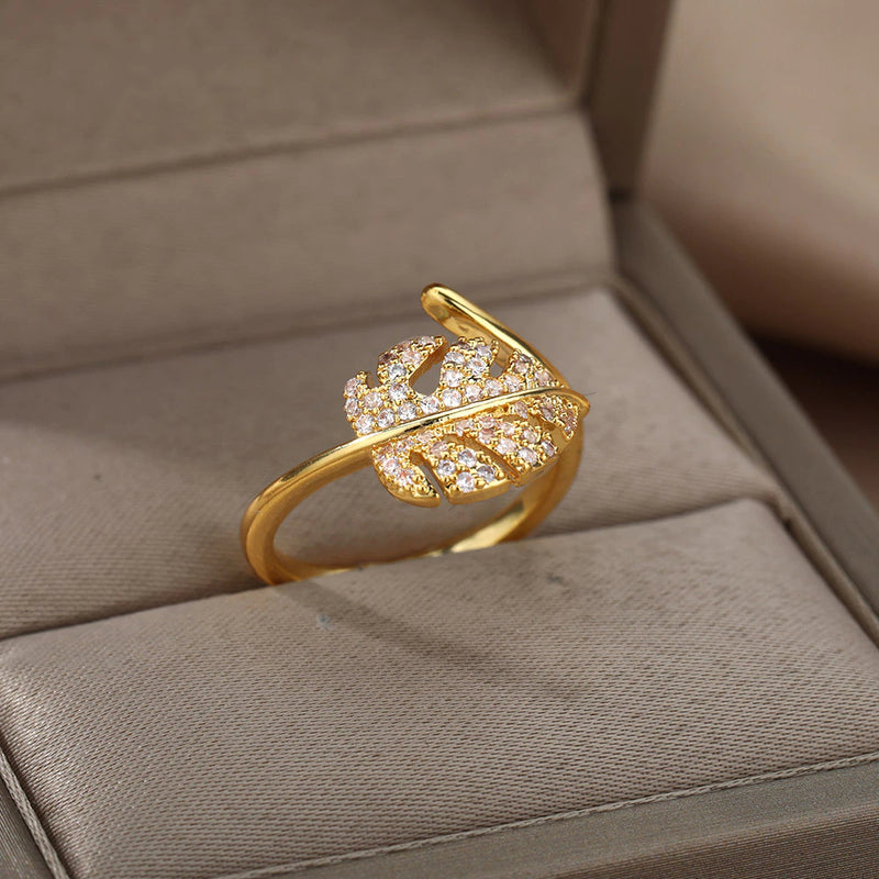 Frosted Gold Leaf Ring